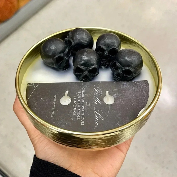 Bella Luxx Other - Black Skull Gold Candle New Halloween Bella Lux